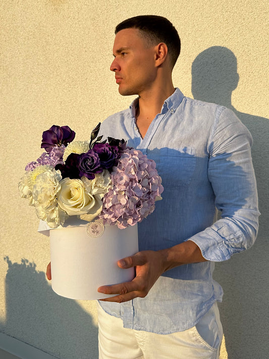 Chic Floral Box - Hydrangea, Roses, Lisianthus & Dahlia